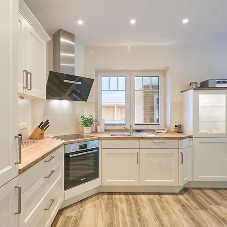 Kanalkajuete Theodor