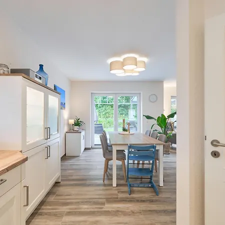 Kanalkajuete Theodor * Hanerau-Hademarschen