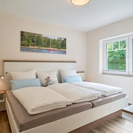 Kanalkajuete Theodor *